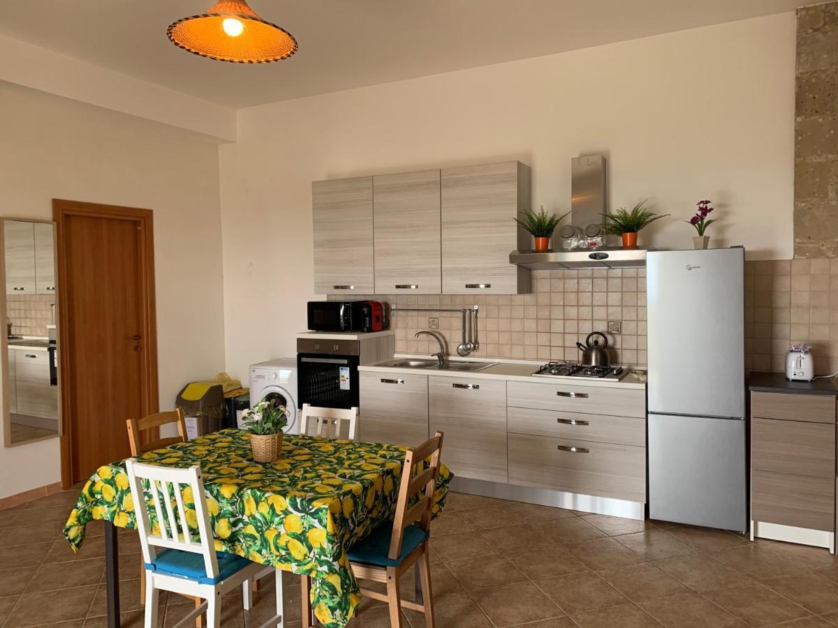 Agriturismoeloropizzuta Lido di Noto Eksteriør billede