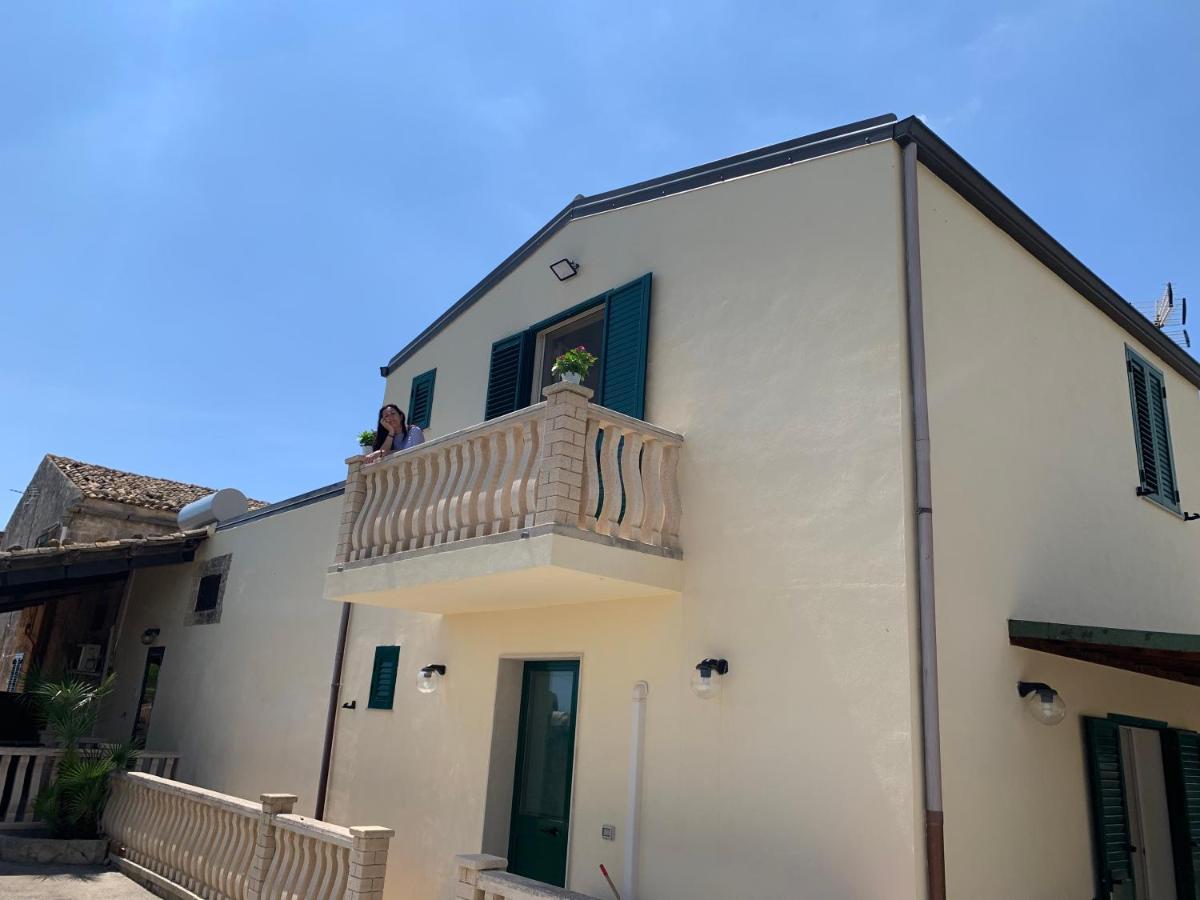 Agriturismoeloropizzuta Lido di Noto Eksteriør billede