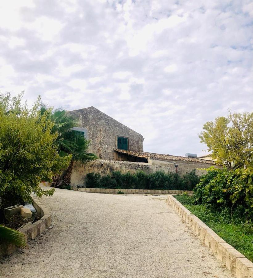 Agriturismoeloropizzuta Lido di Noto Eksteriør billede
