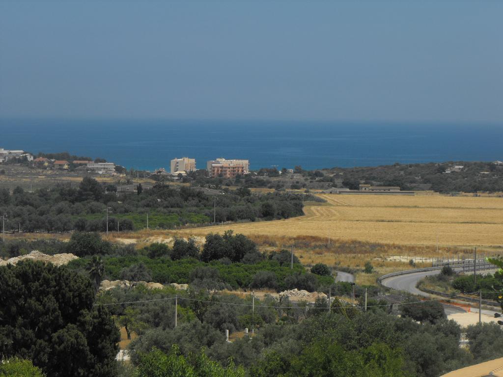 Agriturismoeloropizzuta Lido di Noto Eksteriør billede