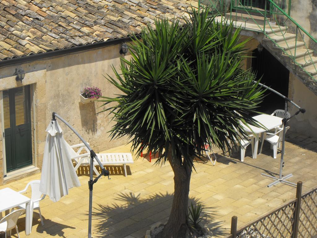 Agriturismoeloropizzuta Lido di Noto Værelse billede