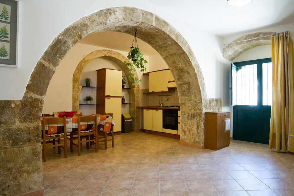 Agriturismoeloropizzuta Lido di Noto Eksteriør billede