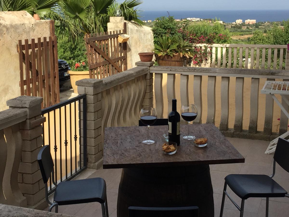 Agriturismoeloropizzuta Lido di Noto Eksteriør billede