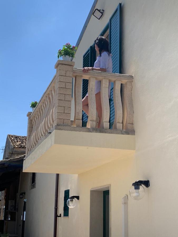 Agriturismoeloropizzuta Lido di Noto Eksteriør billede